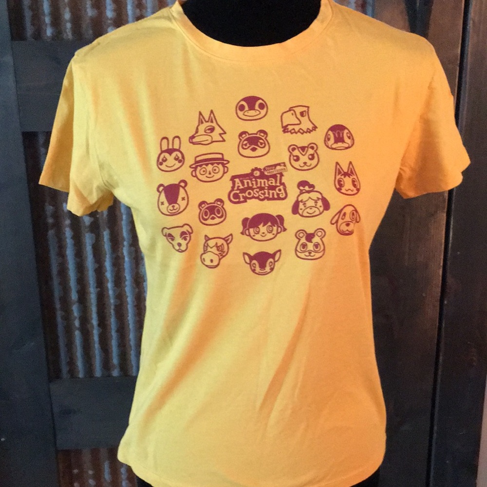 Animal Crossing Tee sz M